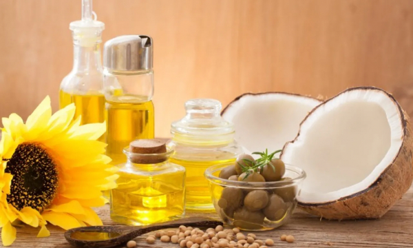 Какое масло полезнее: оливковое, подсолнечное или кокосовое? Итоги споров